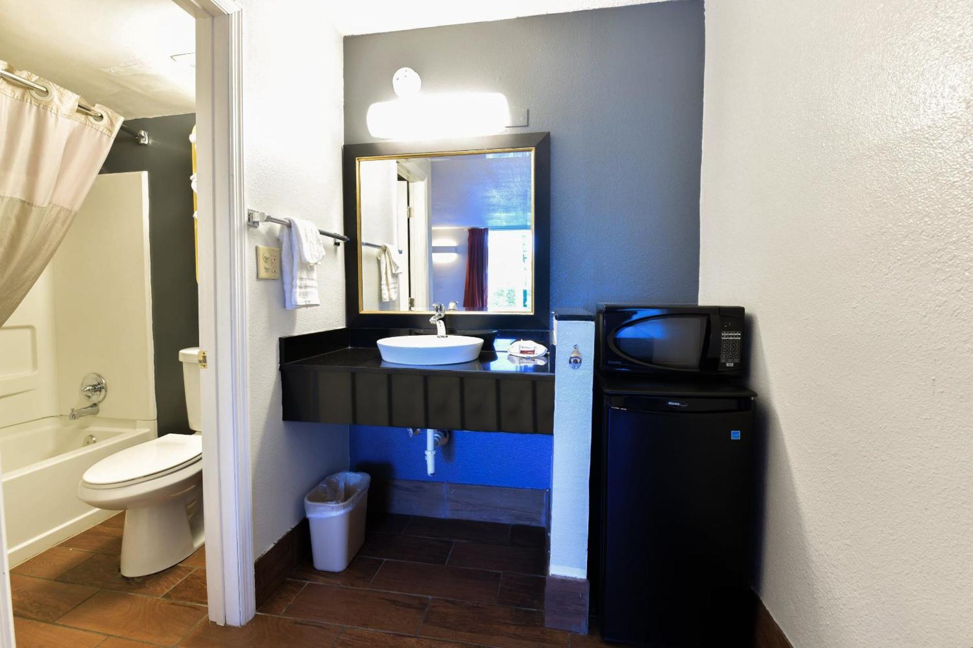 Oyo Hotel Valdosta Ga I-75 외부 사진
